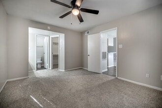 Arise Briar Park in Houston, TX - Building Photo - Interior Photo