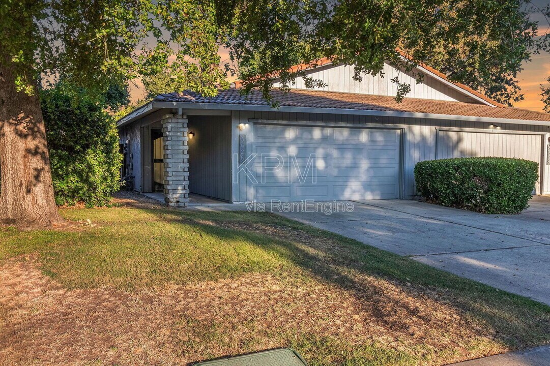 5626 Blackoak Ct in Stockton, CA - Building Photo