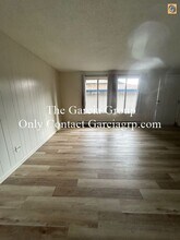 15171 SE 90th Ave in Clackamas, OR - Building Photo - Building Photo