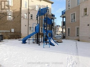 105 Kayla Crescent in Vaughan, ON - Building Photo - Building Photo