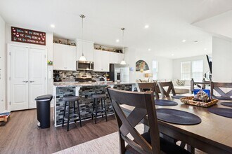 4215 Meander Wy in Chesapeake, VA - Building Photo - Building Photo