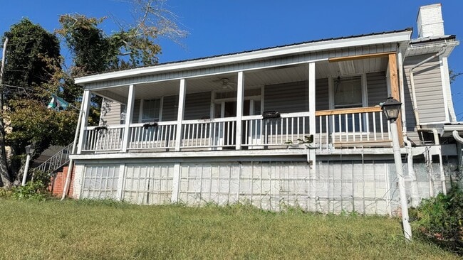 property at 405 N High St