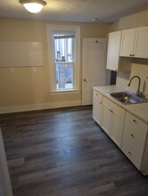 2404 2nd St in Cuyahoga Falls, OH - Building Photo - Building Photo