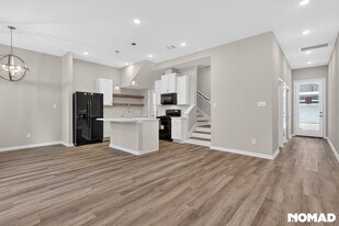 208 Clark Rd in Houston, TX - Building Photo