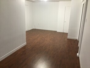 883 Paradis Rue in Québec, QC - Building Photo - Building Photo