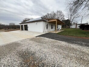 3127 Pisgah Church Rd in Kernersville, NC - Building Photo - Building Photo