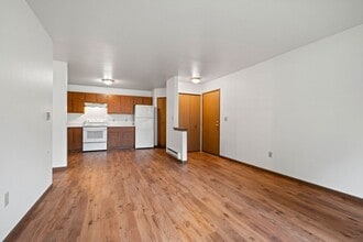 Weston Pines Apartments in Schofield, WI - Building Photo - Building Photo