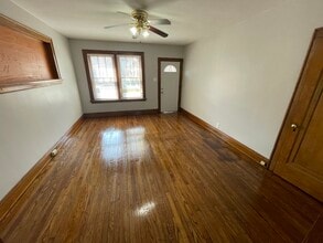 3633 Dunnica Ave, Unit 3633 1st Floor in St. Louis, MO - Building Photo - Building Photo