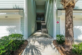 8192 Cabin Lake Cir in Jacksonville, FL - Building Photo - Building Photo