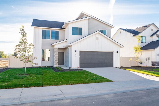 property at 2640 N Silver Wolf Ave
