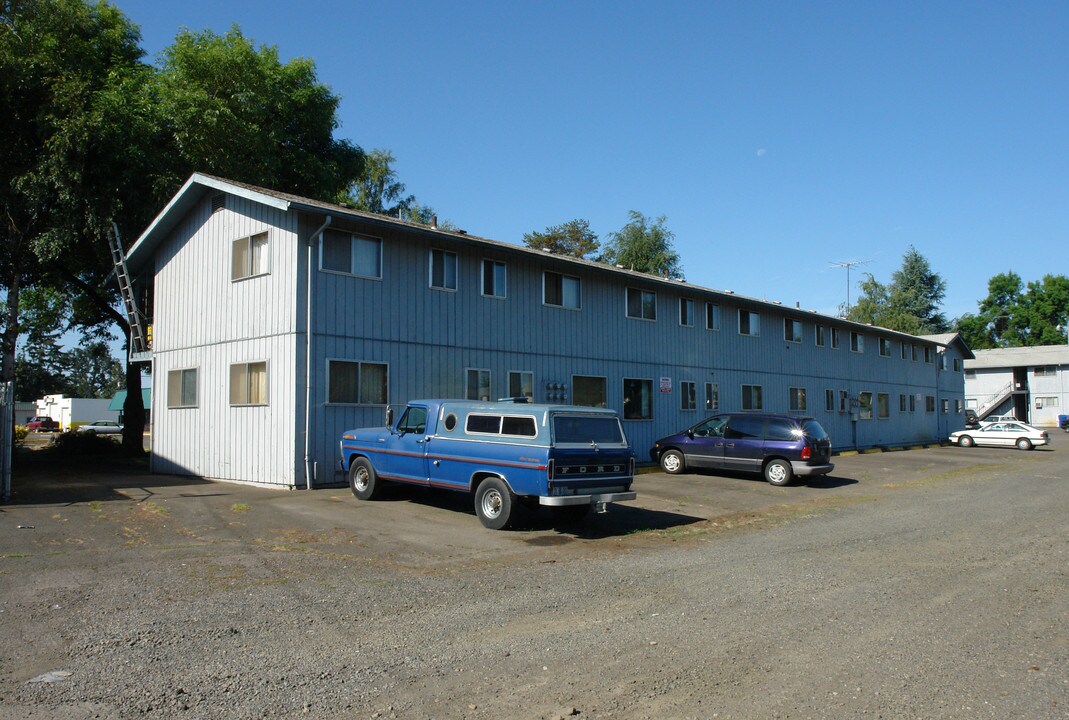 115 Garland Way N in Salem, OR - Building Photo