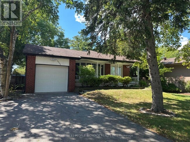 property at 1252 Montclair Dr