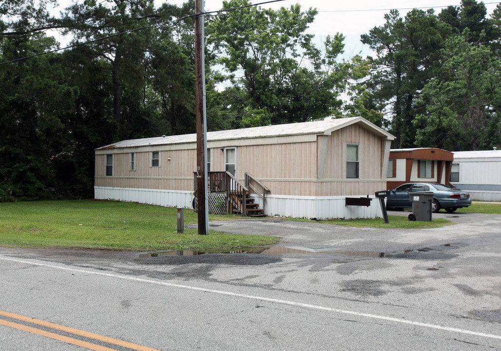 4241 Gordon Rd in Wilmington, NC - Building Photo