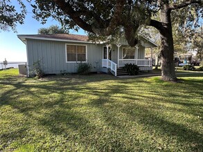 3225 Farm to Market Rd 563 in Anahuac, TX - Building Photo - Building Photo