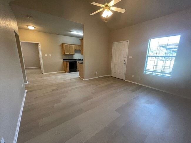 property at 105-107 Sunburst Ct