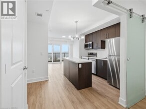 575 Conklin Rd in Brantford, ON - Building Photo - Building Photo