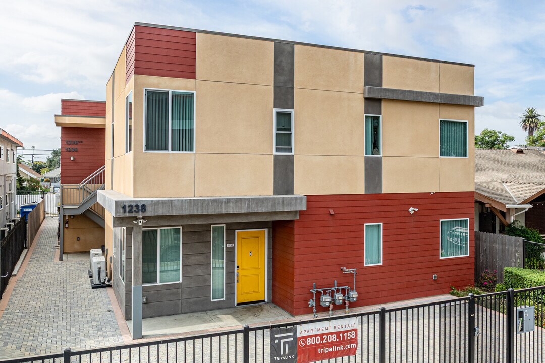 Tripalink in Los Angeles, CA - Building Photo