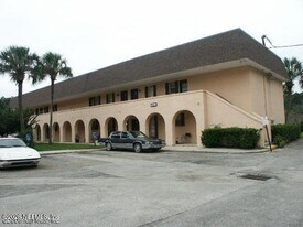1530 El Prado Rd in Jacksonville, FL - Building Photo