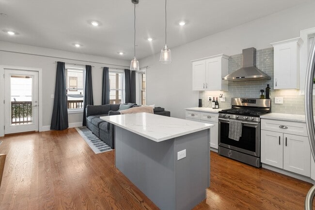 338 Meridian St, Unit #2A