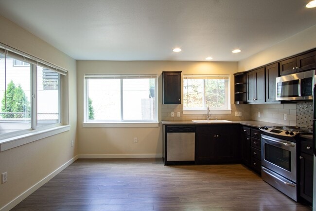 property at 3651 SE Francis St