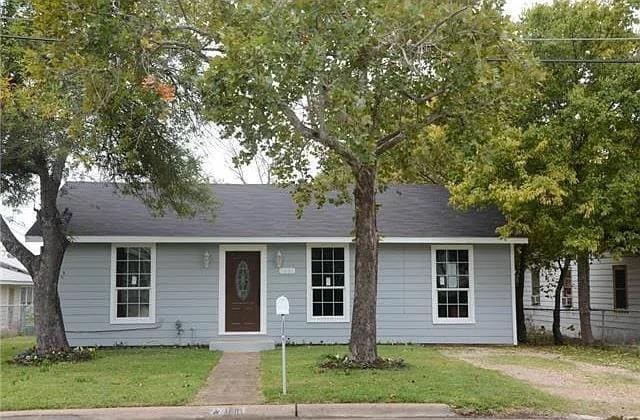 property at 1001 Taulbee Ln