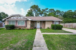 19406 Enchantington Cir in Spring, TX - Building Photo