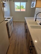 14745 Woodruff Ave, Unit 14745 in Bellflower, CA - Building Photo - Building Photo