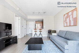 450 Massachusetts Ave NW, Unit FL5-ID250 in Washington, DC - Building Photo - Building Photo