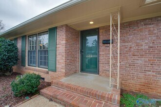 814 Cleermont Dr SE in Huntsville, AL - Building Photo - Building Photo