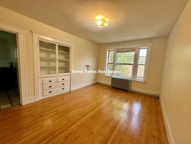 20 Fairfield St, Unit 6 in Cambridge, MA - Building Photo - Building Photo