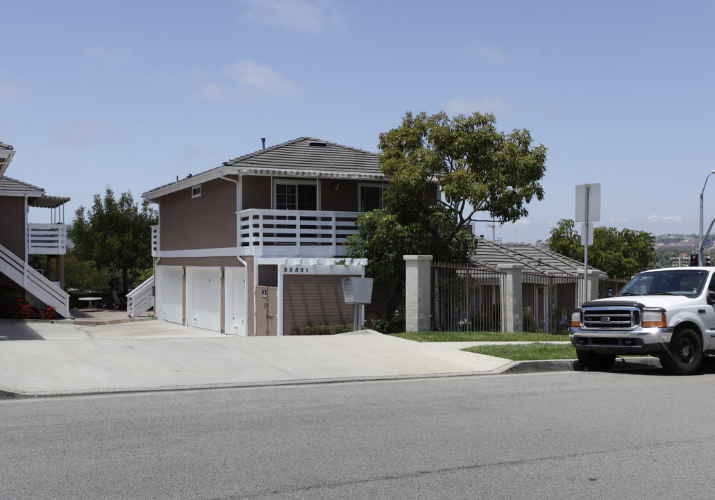 33531 Blue Lantern St in Dana Point, CA - Foto de edificio