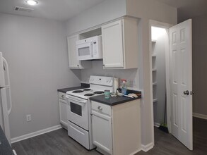 505 Miller Ave, Unit 505-B in Tybee Island, GA - Building Photo - Building Photo