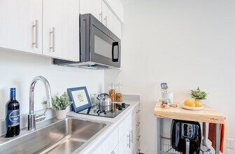 Mt Baker The Maddux Apartments in Seattle, WA - Foto de edificio - Building Photo