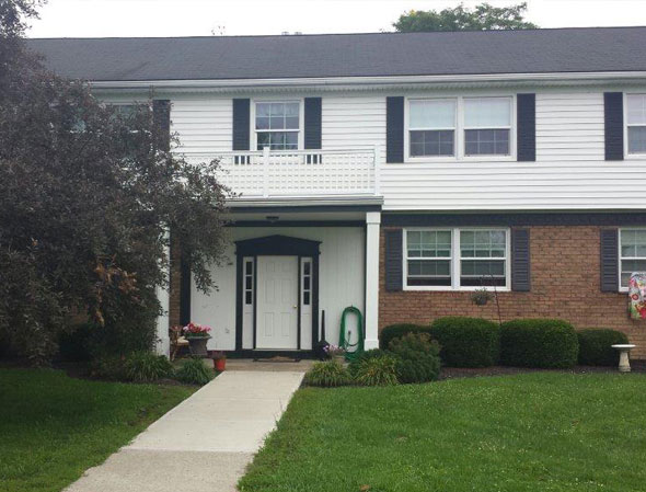 Yorkshire Apartments in Elmira, NY - Building Photo