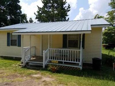 403 Thomas St in Linden, TX - Building Photo