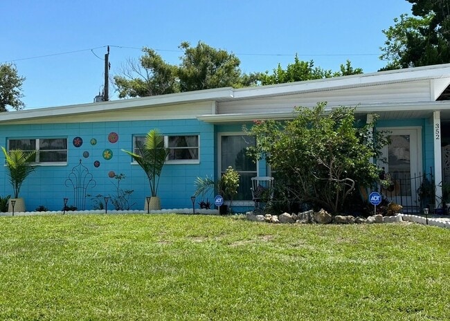 352 Tihami Rd, Unit 417 in Venice, FL - Foto de edificio - Building Photo