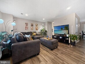 7246 Mahogany Dr in Summerfield, MD - Building Photo - Building Photo