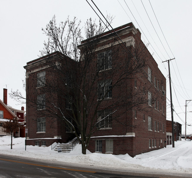 42 Jefferson St in Tiffin, OH - Building Photo - Building Photo