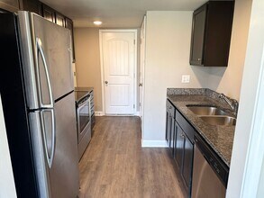 1422 NE Mary Ct in Grain Valley, MO - Building Photo - Building Photo