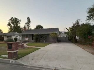 85 W Lemon Ave in Arcadia, CA - Foto de edificio