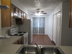 15543 Weldon Dr in Houston, TX - Building Photo - Building Photo