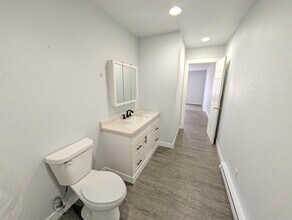 102 S Main St in Convoy, OH - Building Photo - Building Photo