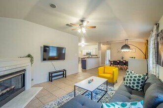 16201 Mones Ln in Leander, TX - Building Photo - Building Photo