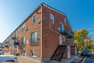 Colonial Gardens Apartments