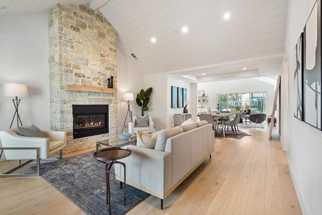 1642 Anamor St in Redwood City, CA - Building Photo - Building Photo