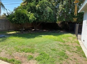 2303 S Sallee St in Visalia, CA - Building Photo - Building Photo