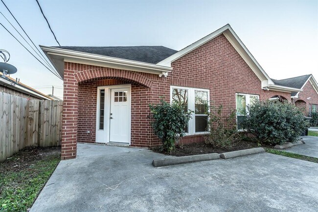 property at 1116 Ryon St