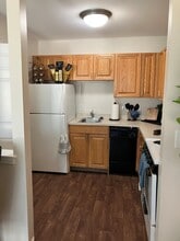 American House Village of Rochester Hills in Rochester, MI - Building Photo - Building Photo