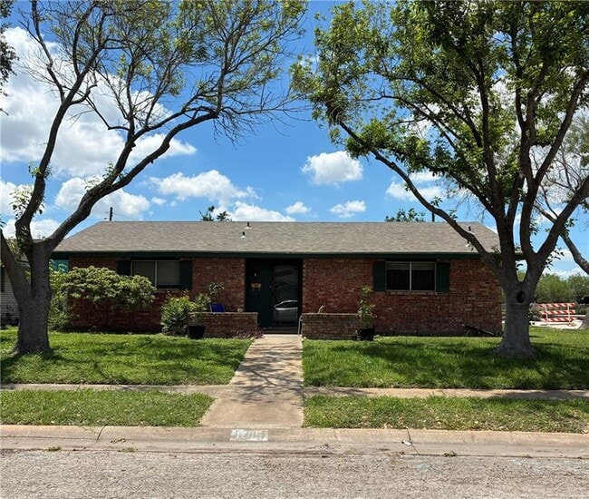property at 1705 Mildred St