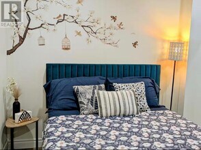 9 Albert Newell Dr in Markham, ON - Building Photo - Building Photo